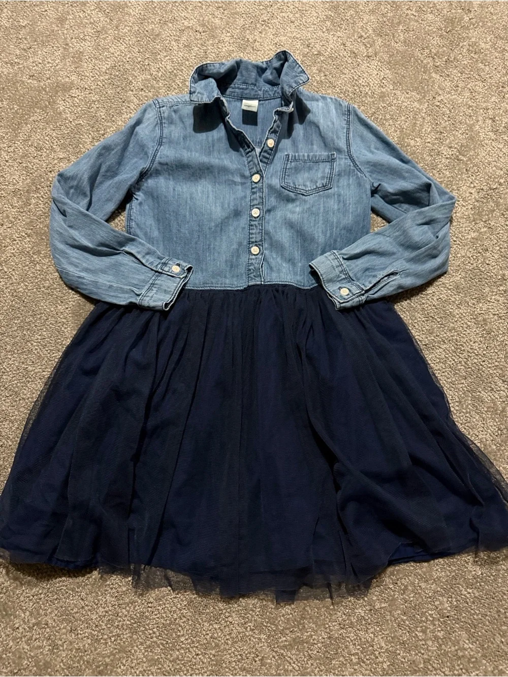 Oshkosh young girls long sleeve dress denim and blue size 7 super cute